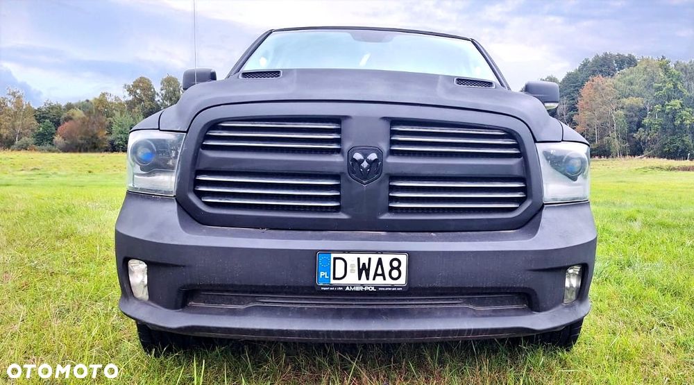 Dodge RAM 5.7 4x4 - 2