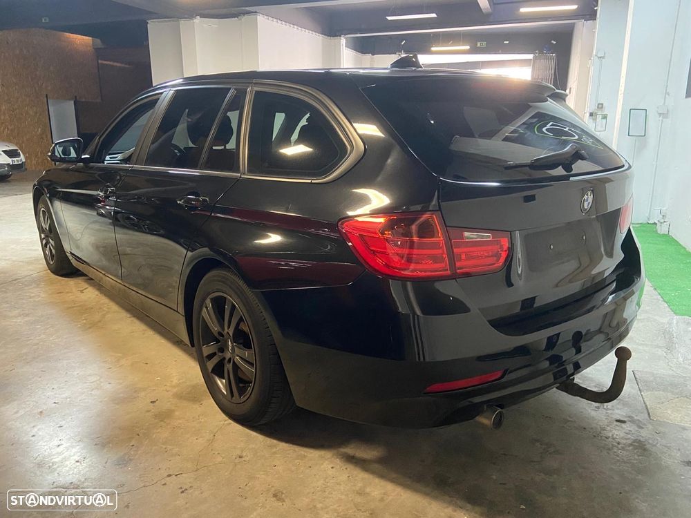 BMW 318 d Sport Line - 2