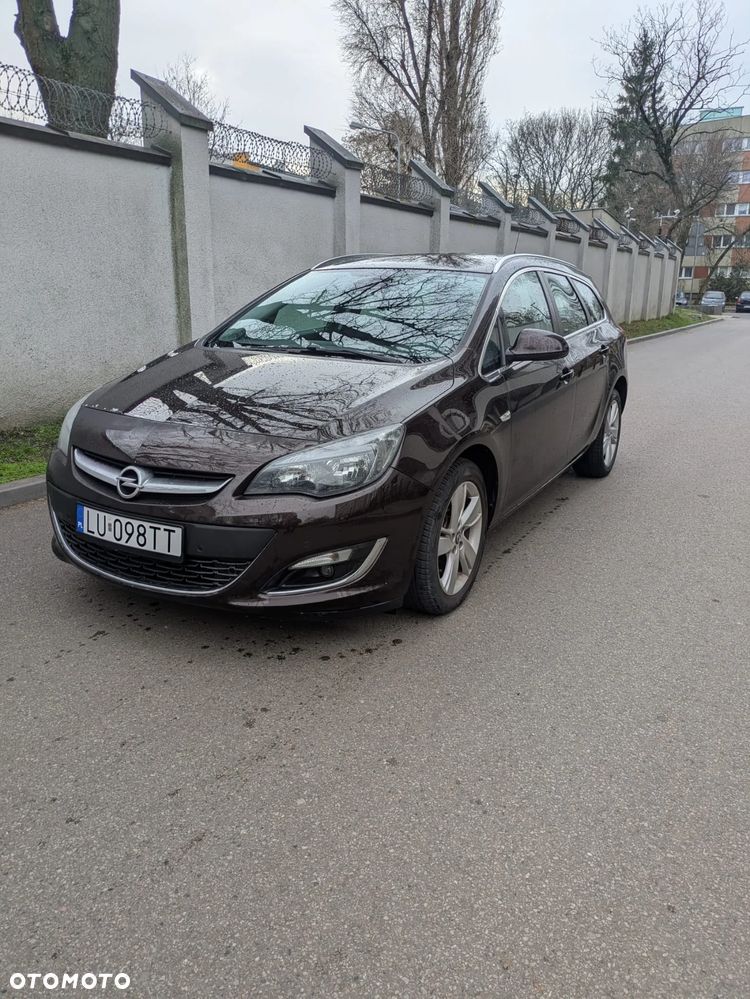 Opel Astra 1.4 Turbo Cosmo - 1