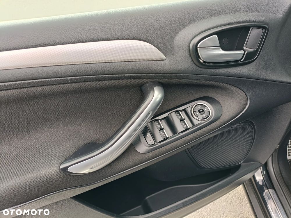 Ford S-Max 2.0 TDCi DPF Titanium - 20