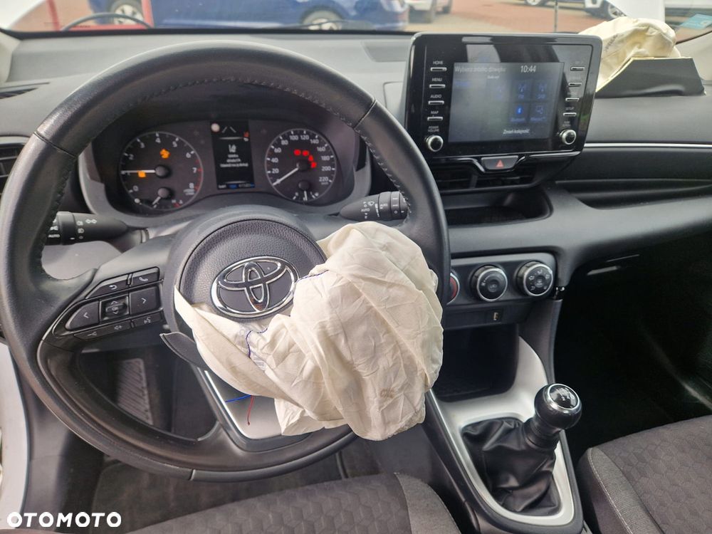 Toyota Yaris 1.0 Active - 13