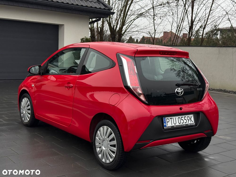Toyota Aygo x-play - 10