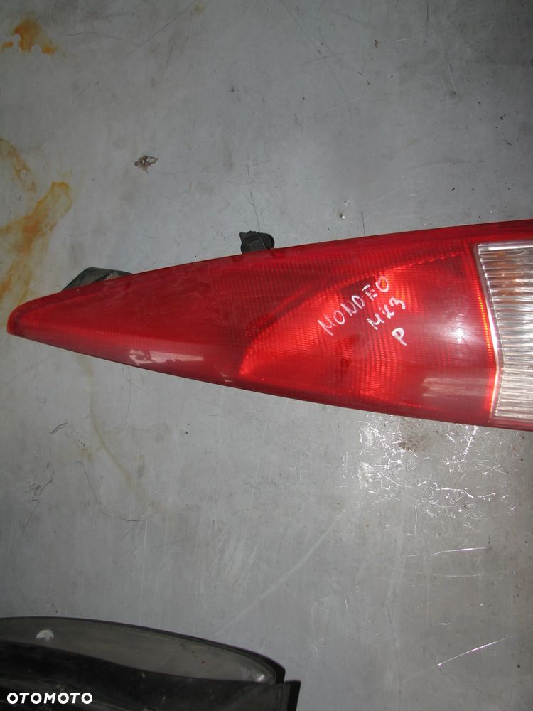 FORD MONDEO MK3 KOMBI LAMPA PRAWY TYŁ TYLNA PRAWA - 10