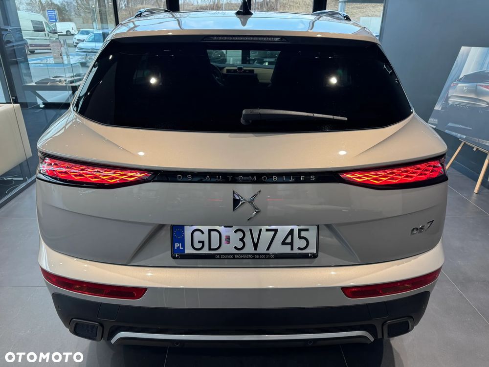 DS Automobiles DS 7 - 10