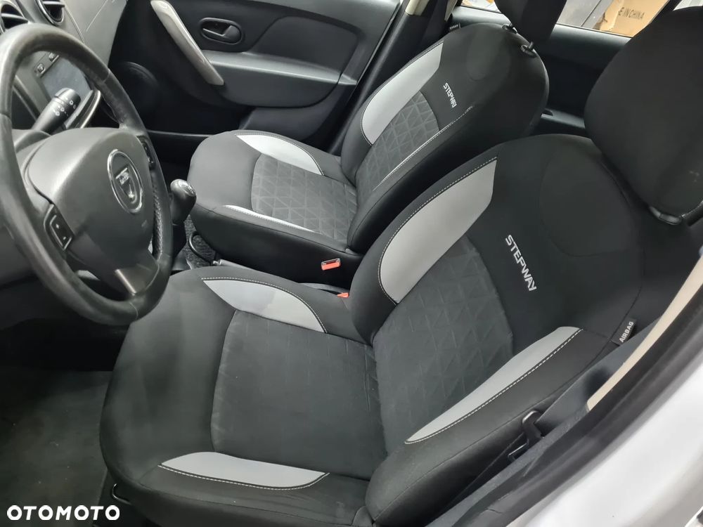 Dacia Sandero Stepway 0.9 TCe Laureate S&S EU6 - 12