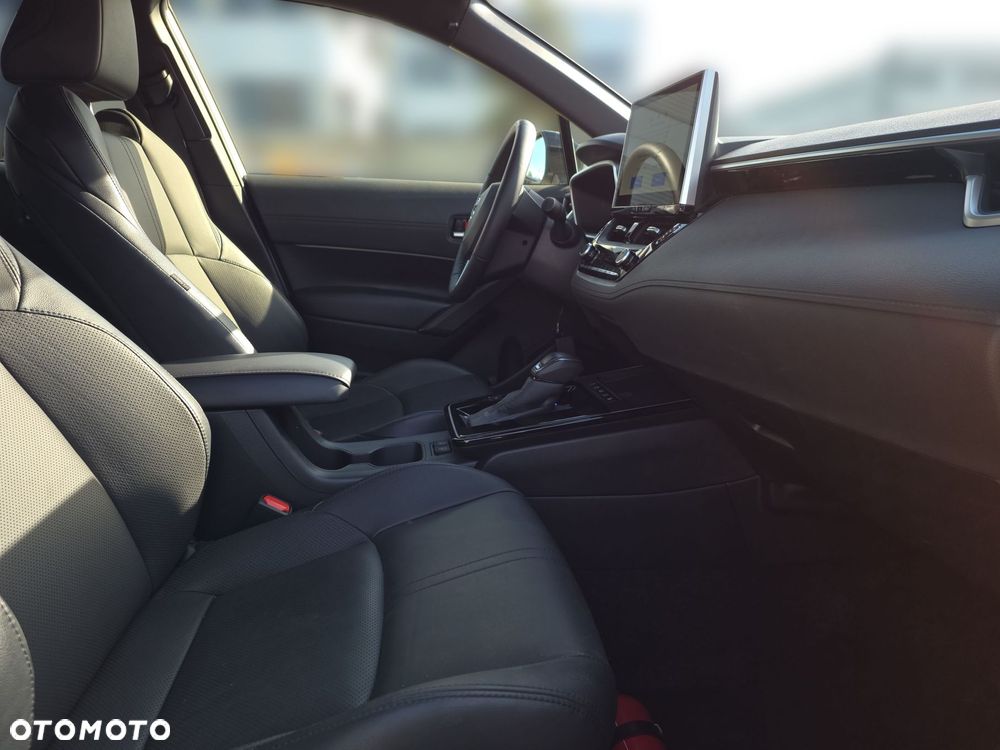 Toyota Corolla Cross - 9
