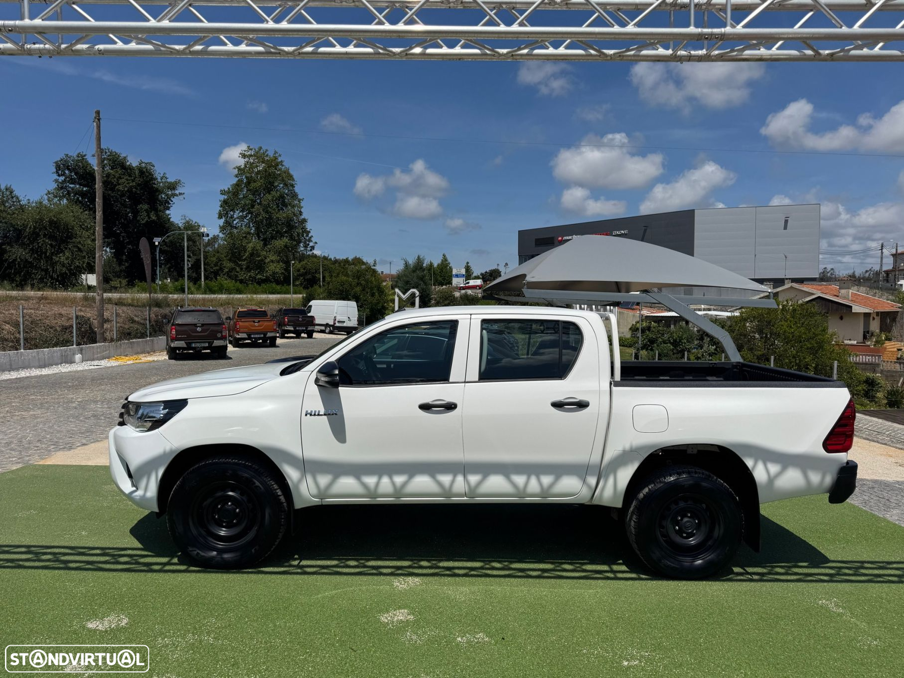 Toyota Hilux 2.4 D-4D 4WD CD CM - 21