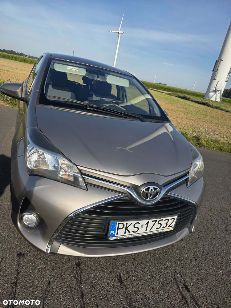 Toyota Yaris 1.33 Premium - 2