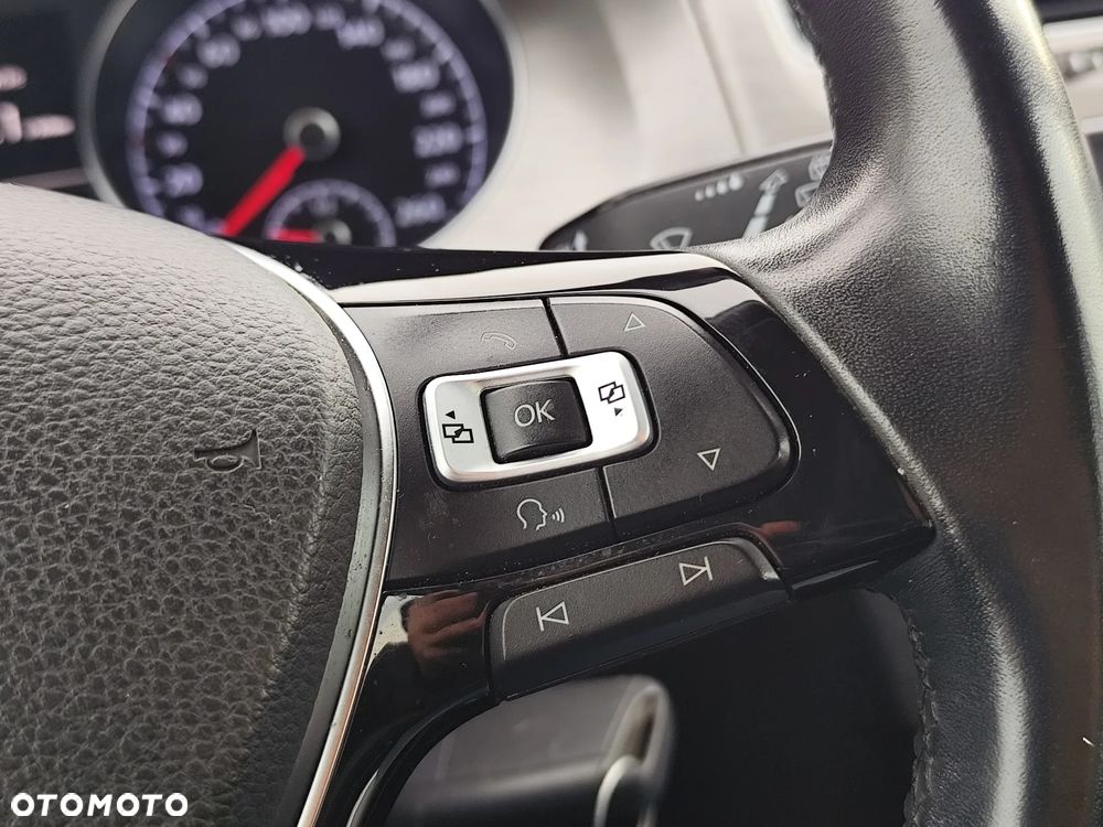 Volkswagen Golf 1.6 BlueTDI Comfortline - 14