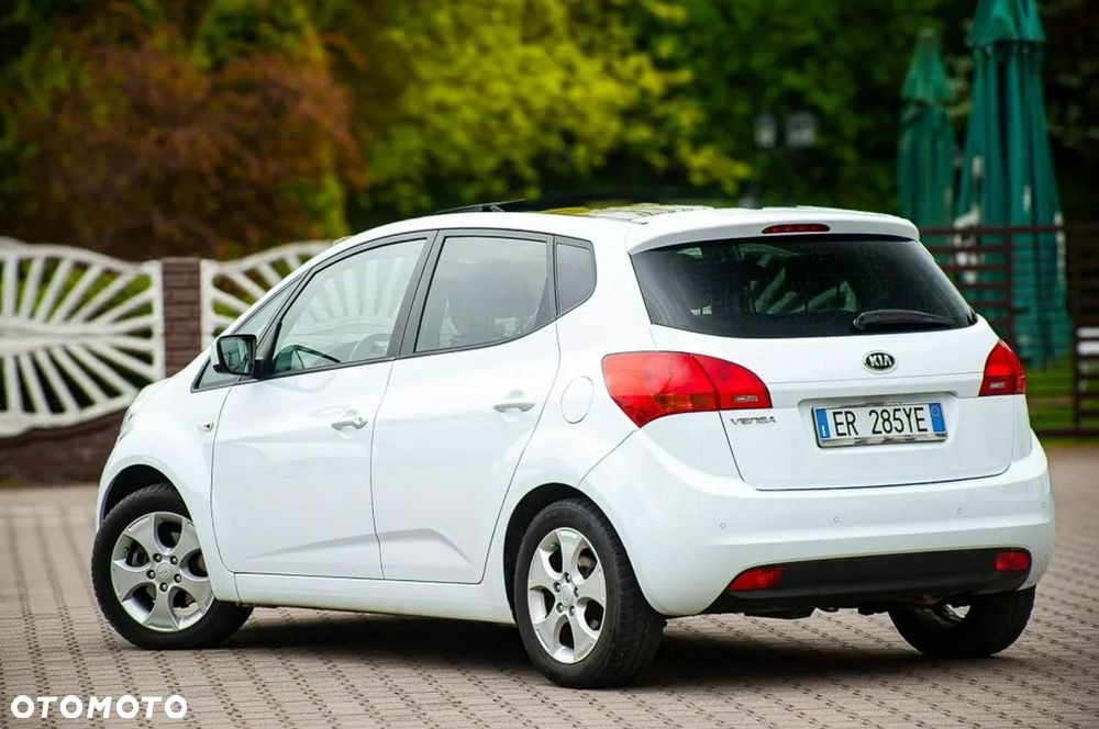 Kia Venga 1.4 S - 12