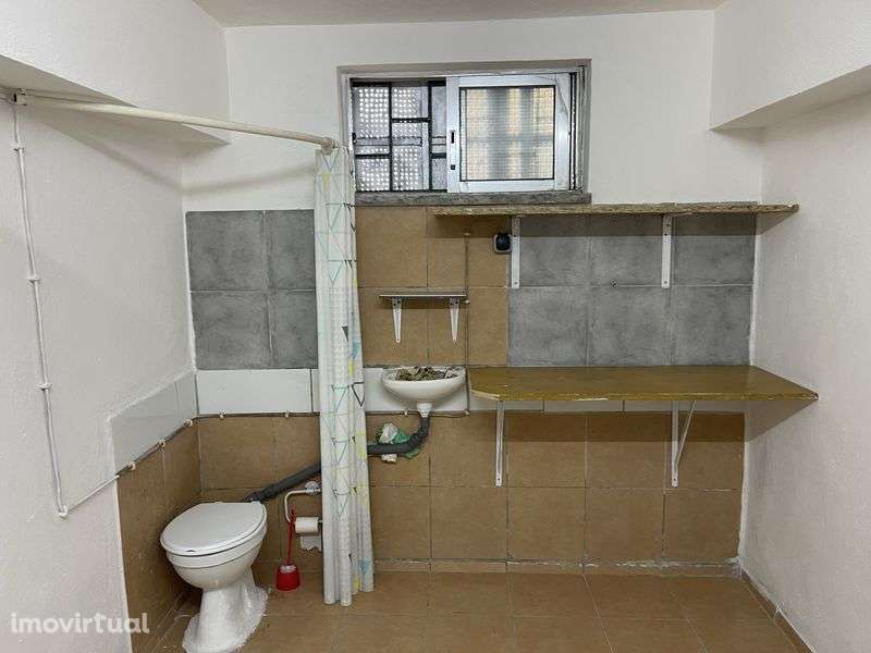 Garagem 13m2 com wc - Grande imagem: 4/8