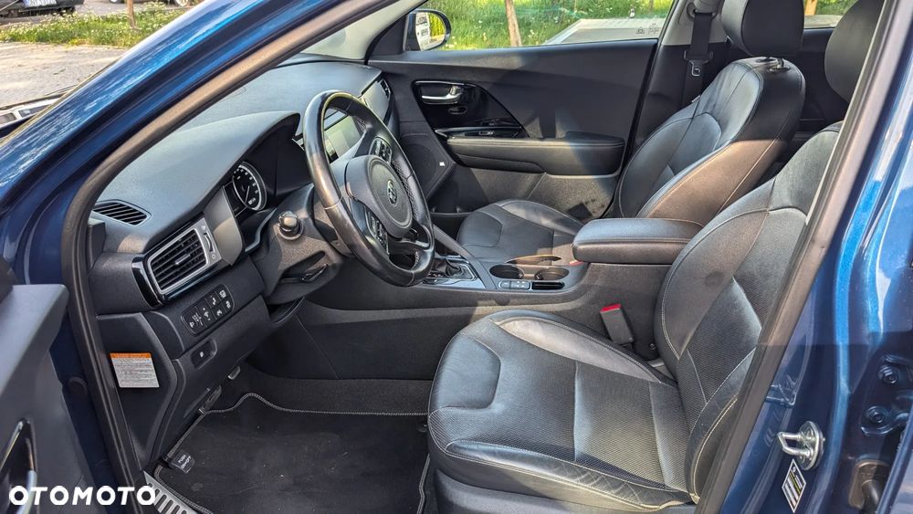 Kia Niro 1.6 GDI HEV 2WD OPF Edition 7 - 8