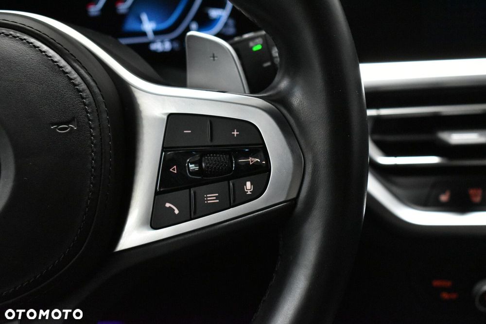 BMW Seria 3 - 11