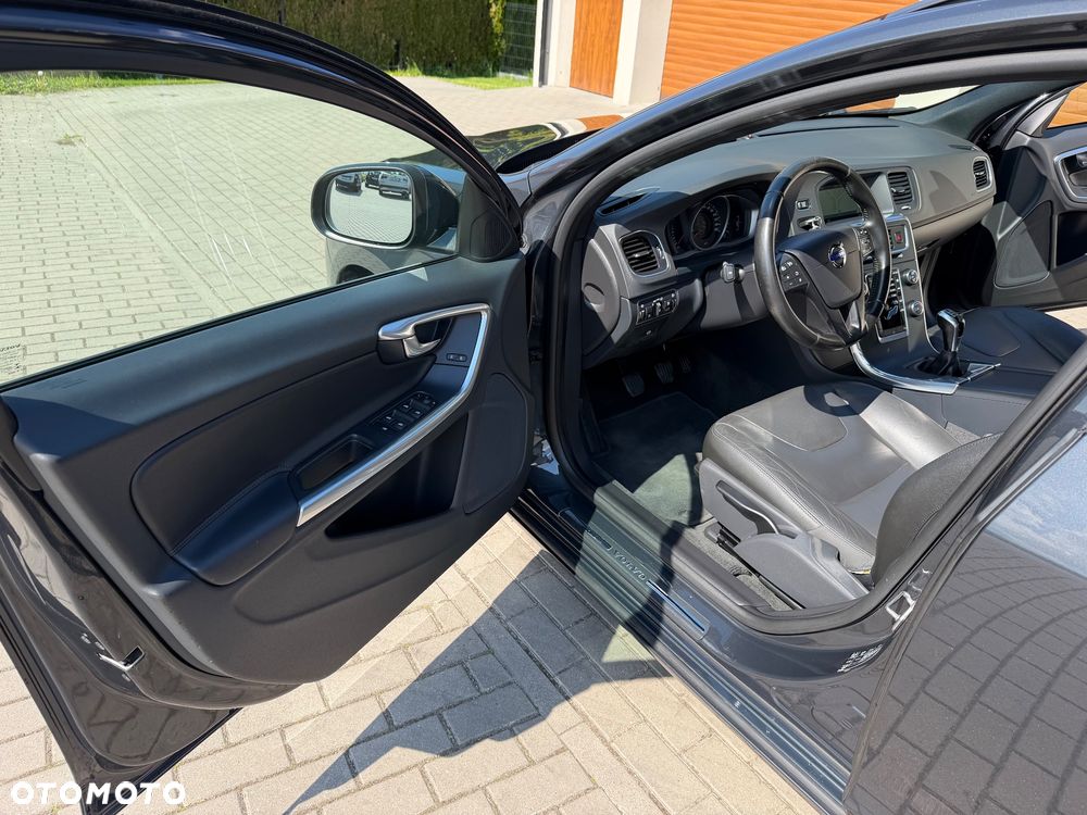 Volvo V60 D2 Drive-E Kinetic - 21