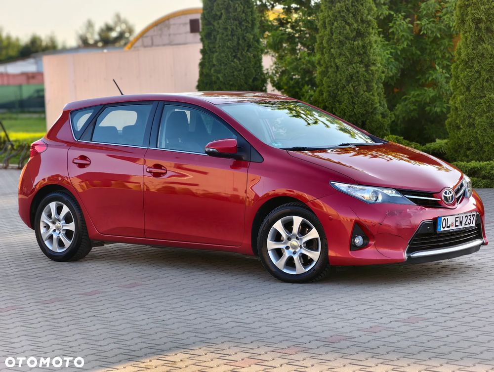 Toyota Auris 2.0 D-4D Executive - 31