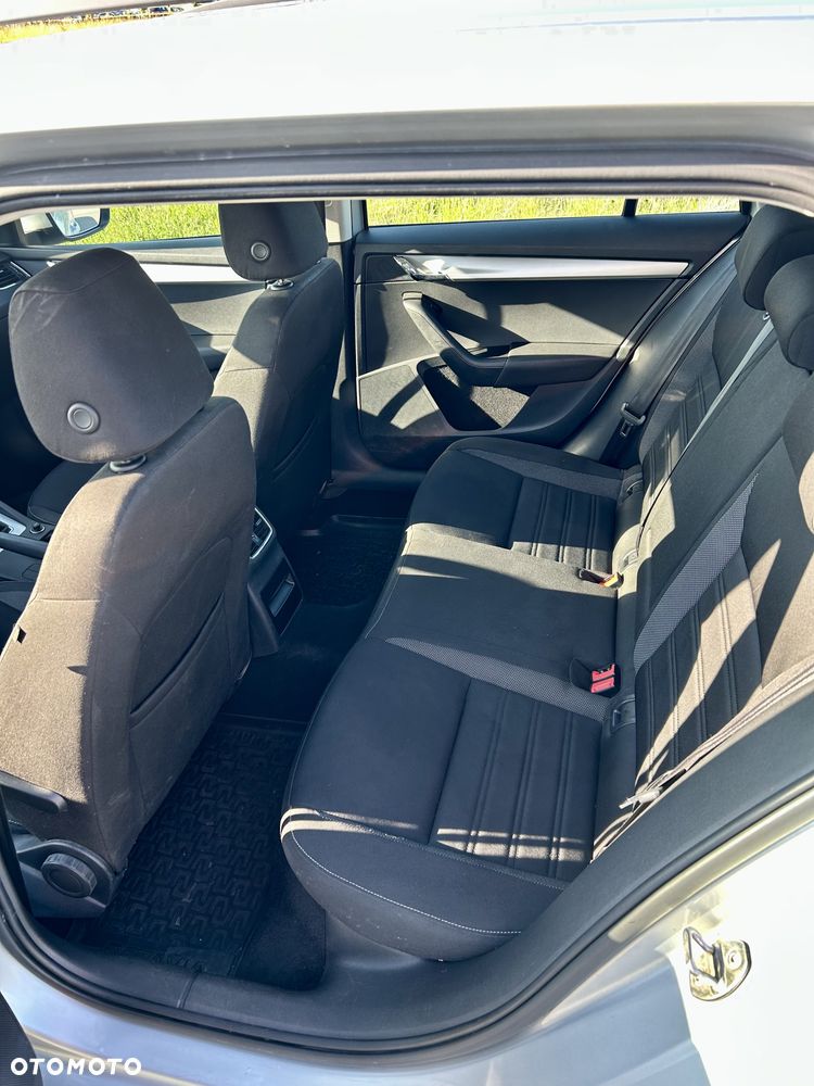 Skoda Octavia 1.6 TDI Ambition - 11