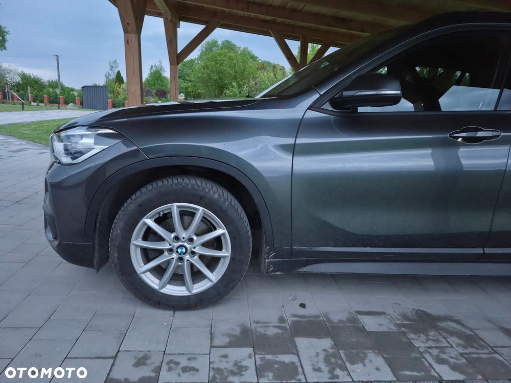 BMW X1 sDrive18d Sport Line - 1