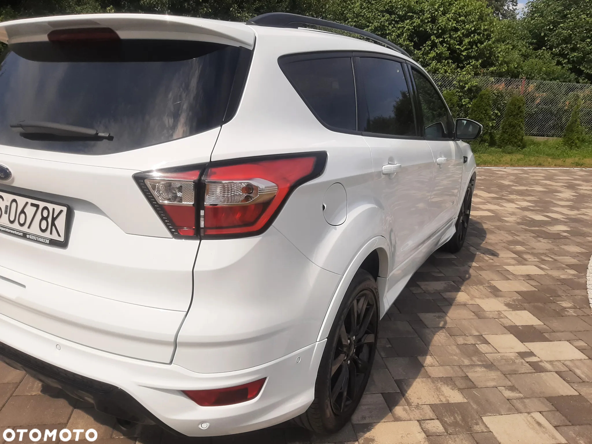 Ford Kuga 2.0 TDCi AWD ST-Line Black - 14