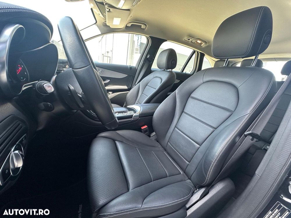 Mercedes-Benz GLC 300 4MATIC - 14