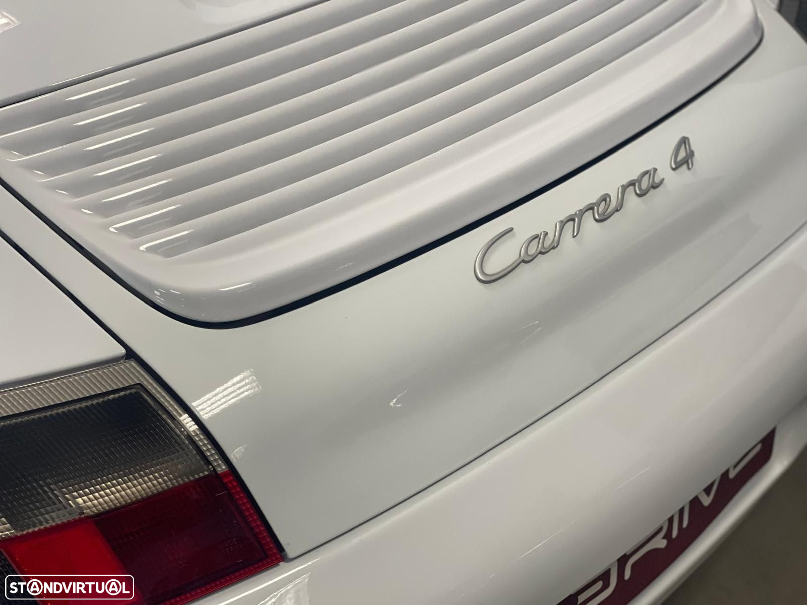 Porsche 911 Série F - 8