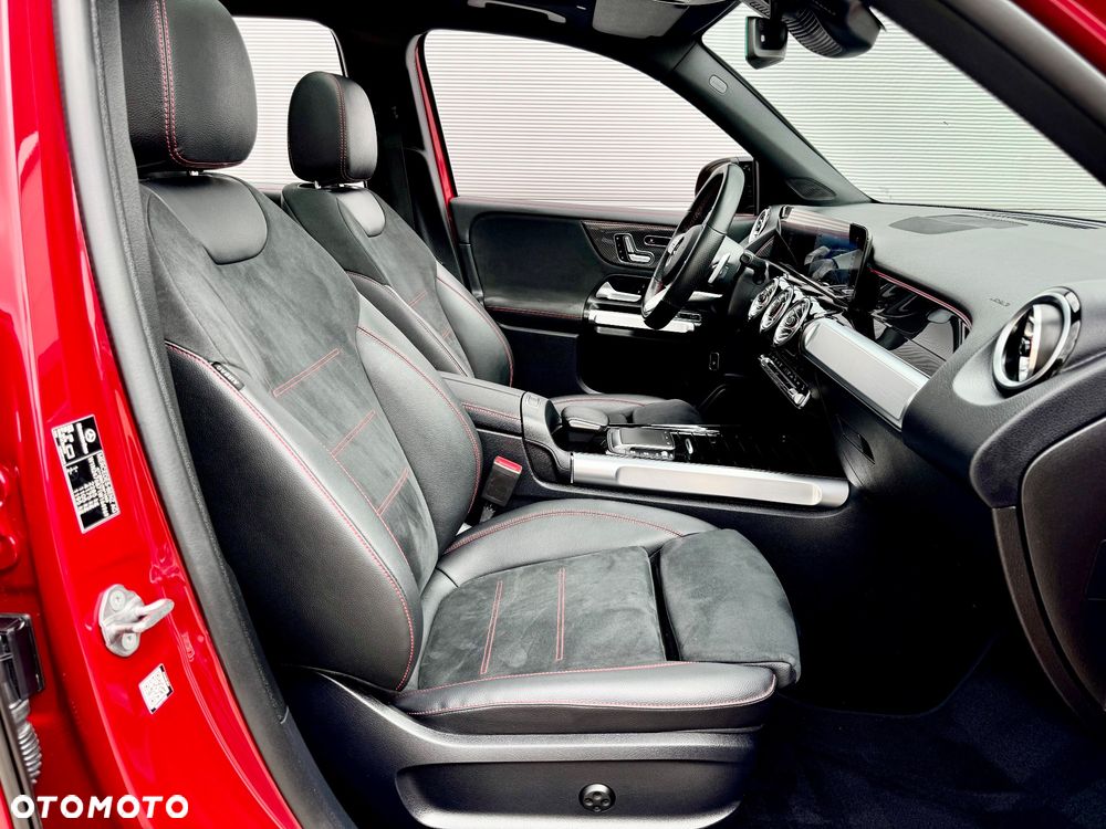 Mercedes-Benz GLB 200 d 8G-DCT AMG Line - 30