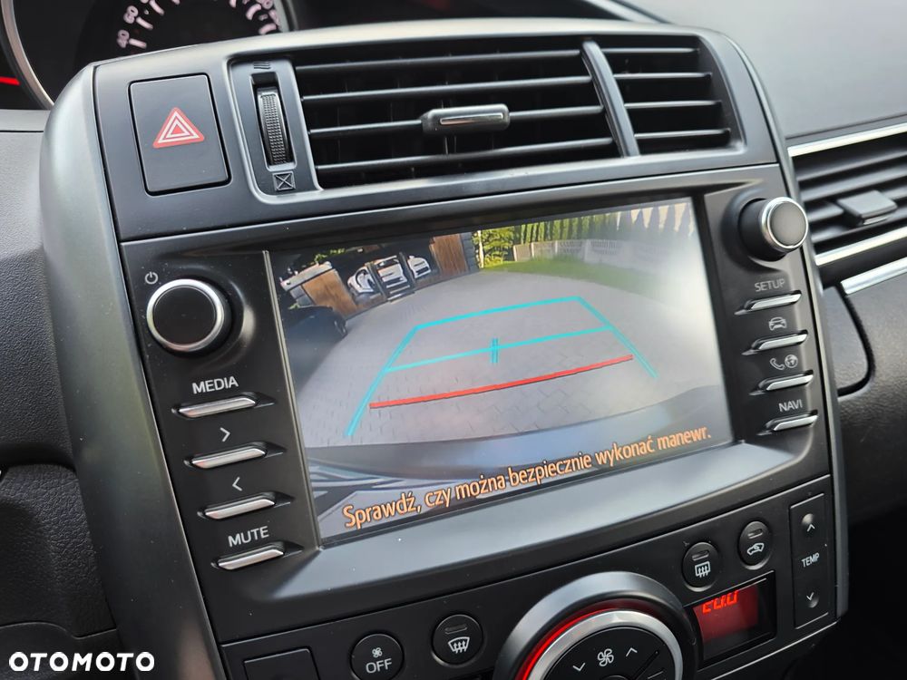 Toyota Verso 1.8 Premium 7os - 28