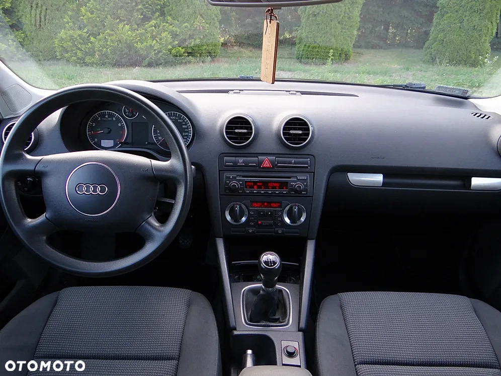 Audi A3 1.6 Ambition - 29