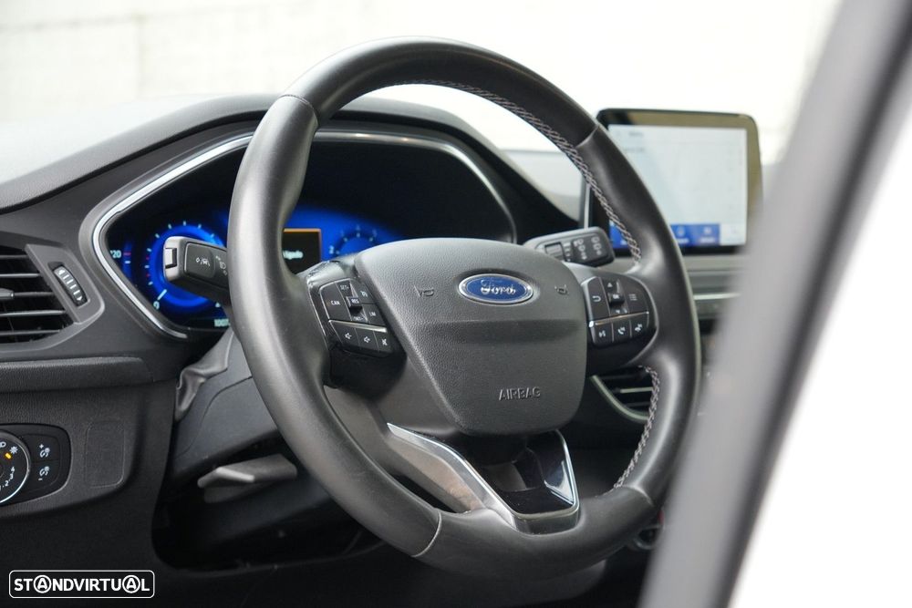 Ford Focus 1.0 EcoBoost MHEV Titanium - 7