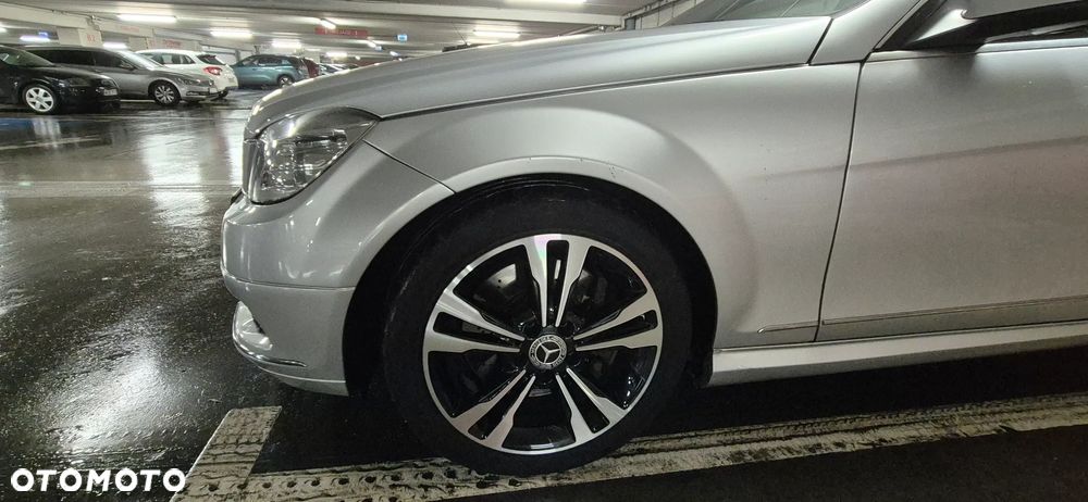 Mercedes-Benz Klasa C 350 Avantgarde - 3