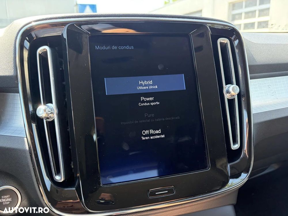 Volvo XC 40 - 30