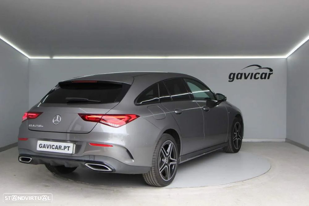 Mercedes-Benz CLA 250 e Shooting Brake AMG Line - 23