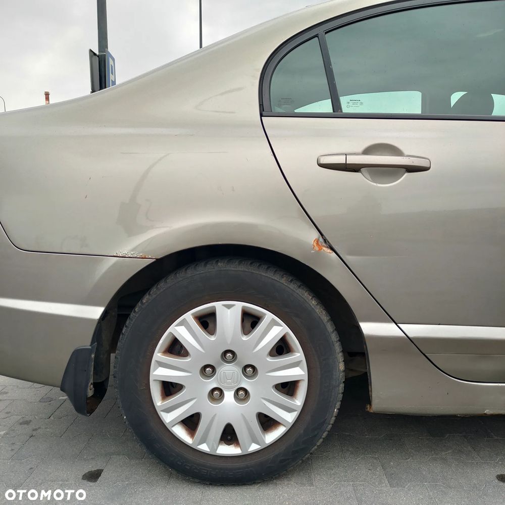 Honda Civic 1.8 Comfort - 10