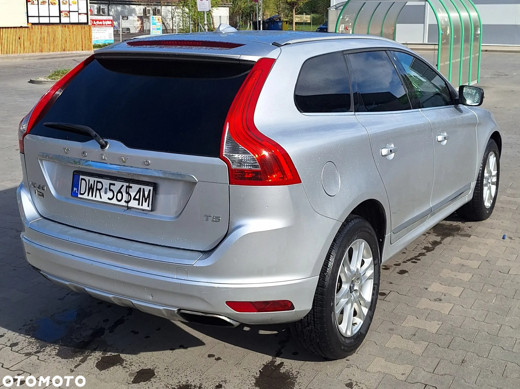 Volvo XC 60 T5 Momentum - 4
