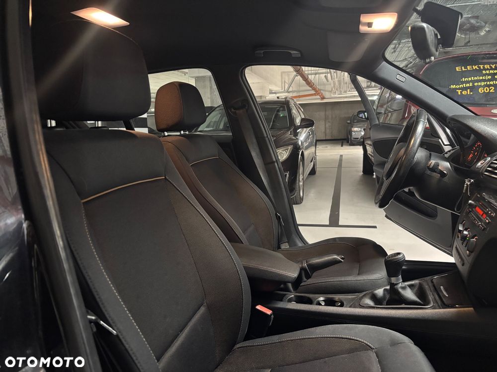 BMW Seria 1 2010 photo 5