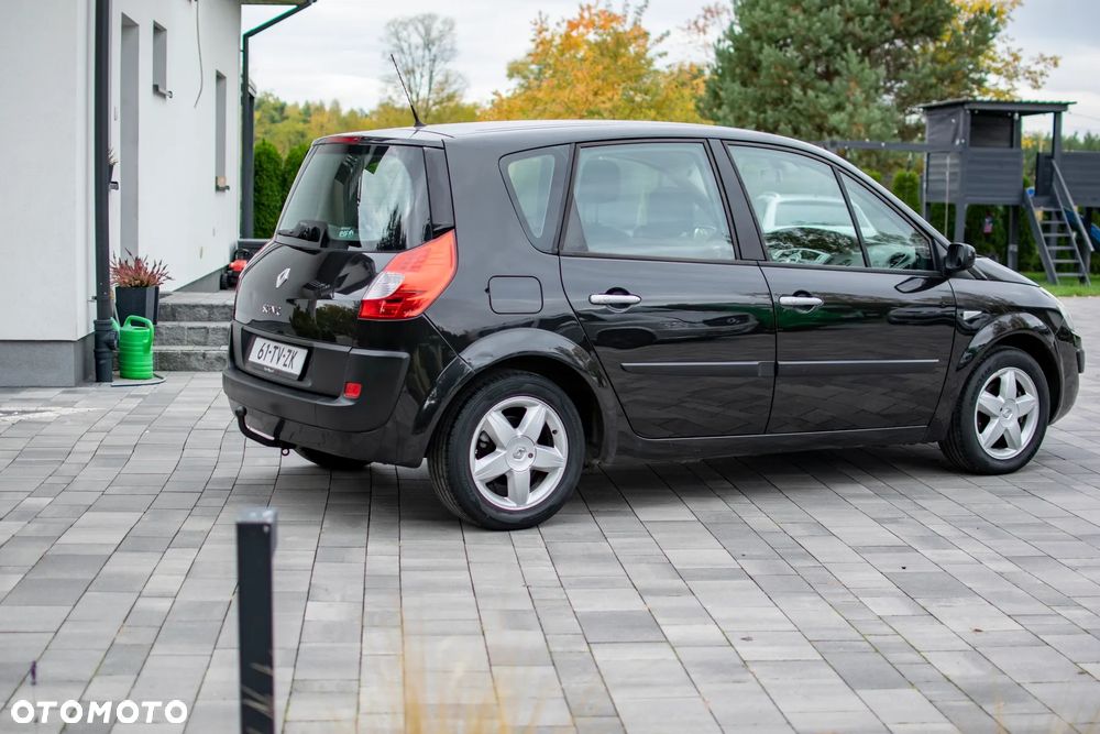 Renault Scenic - 17