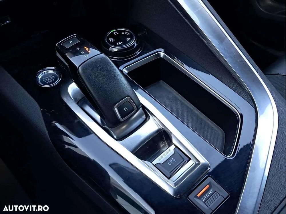 Peugeot 3008 1.5 BlueHDI S&S EAT8 GT-Line - 18