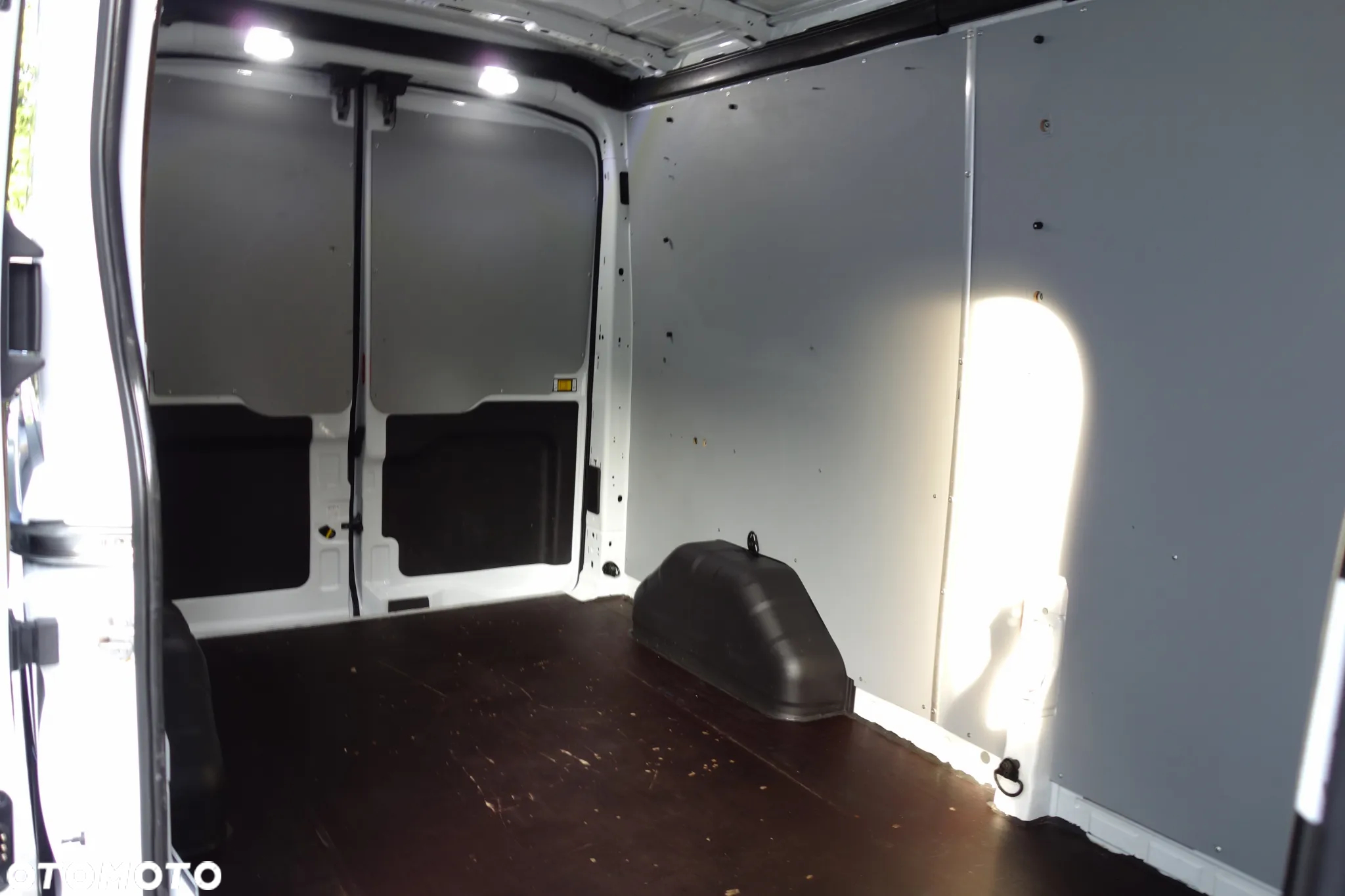 Ford Transit L3H2  Ecoblue 130 KM  Klima Webasto - 14