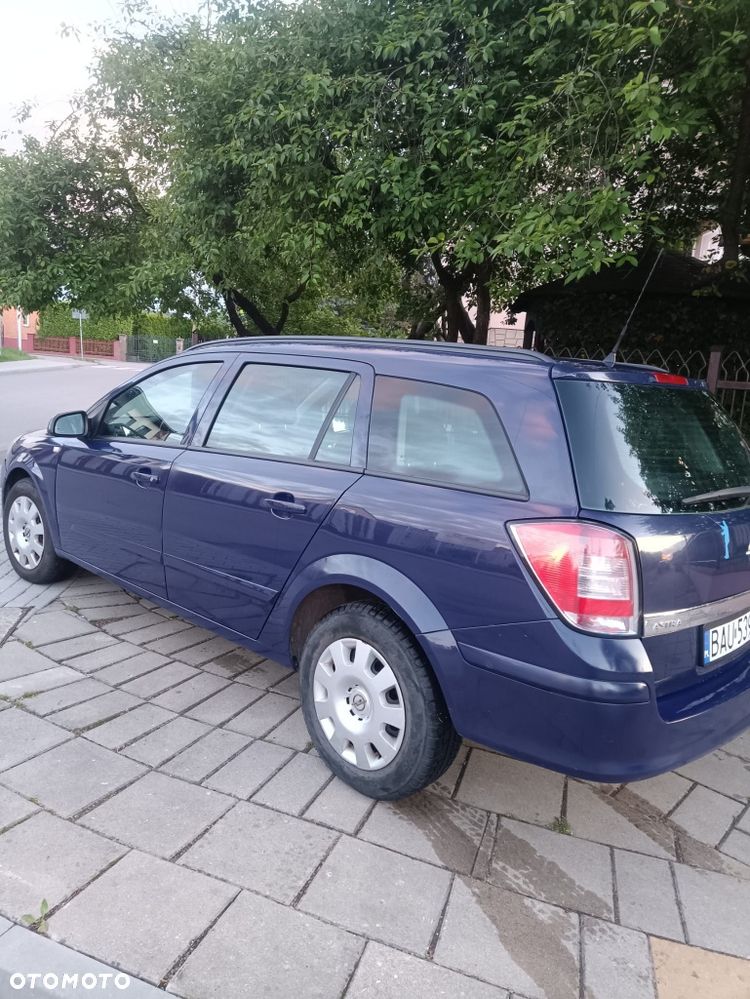 Opel Astra - 4