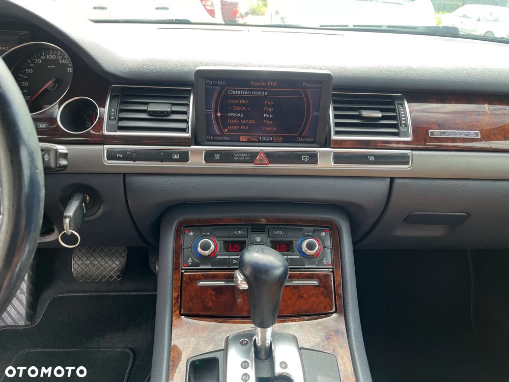 Audi A8 - 16