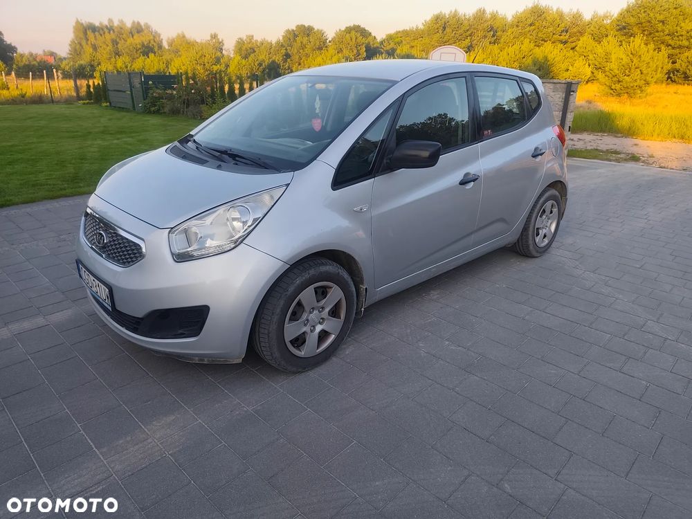 Kia Venga - 4