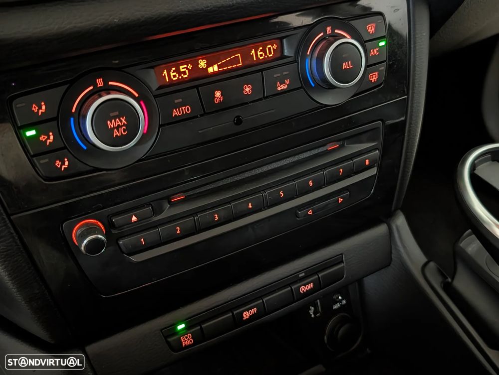 BMW X1 sDrive16d Sport Line - 27