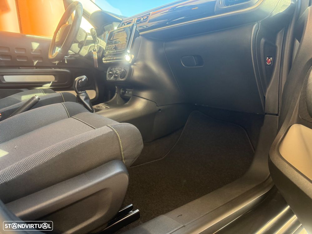 Citroën C3 1.6 BlueHDi Exclusive - 31