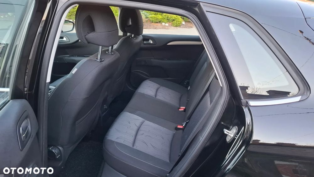 Citroën C4 e-HDi 115 ETG6 Exclusive - 14