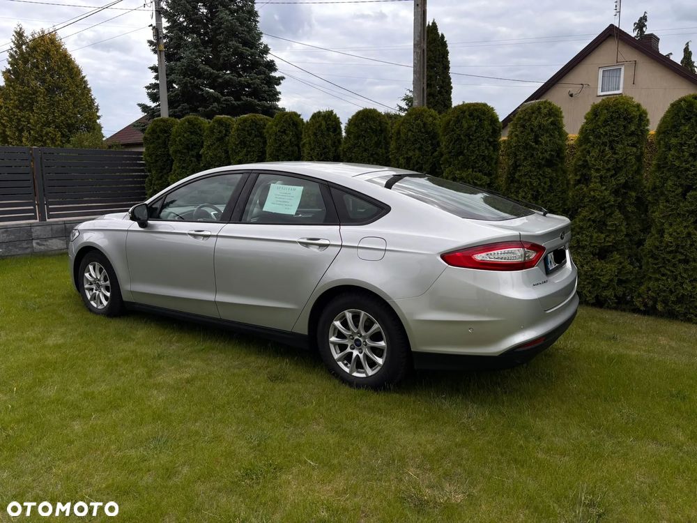 Ford Mondeo 2.0 TDCi Ambiente - 4