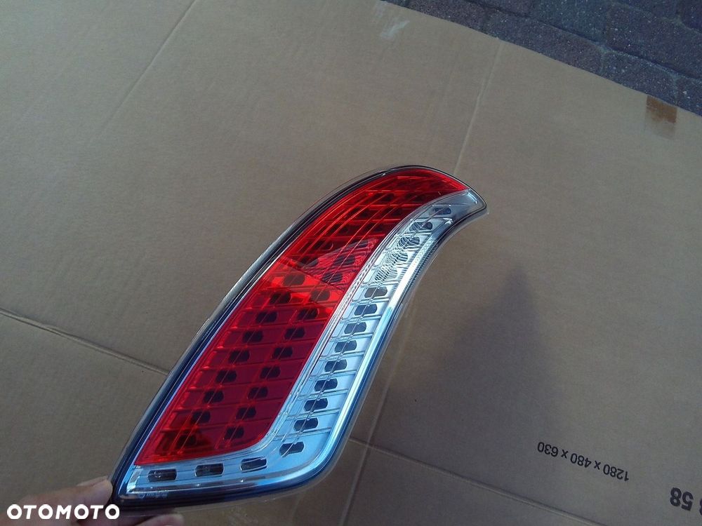 LAMPA PRAWA LANCIA DELTA EUROPA - 1