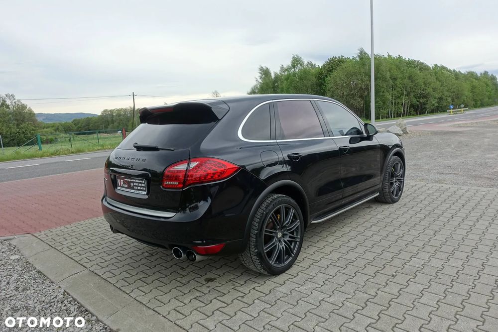 Porsche Cayenne S - 5