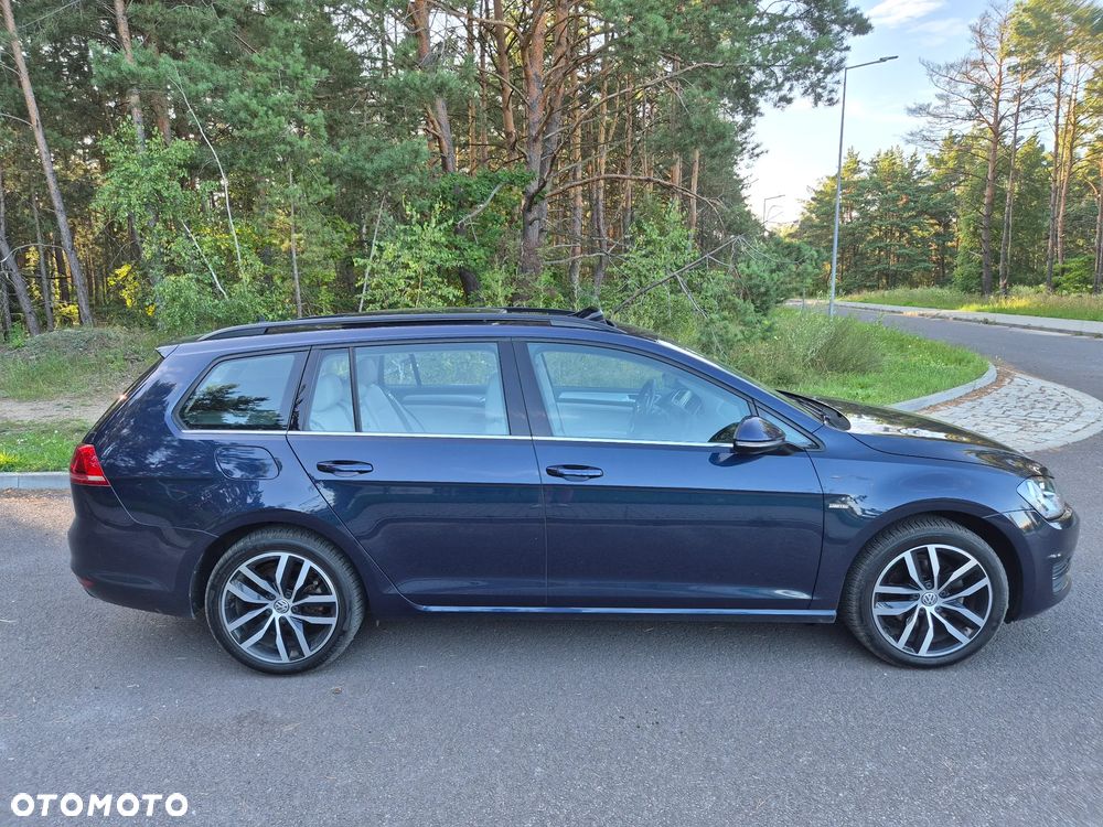 Volkswagen Golf - 5