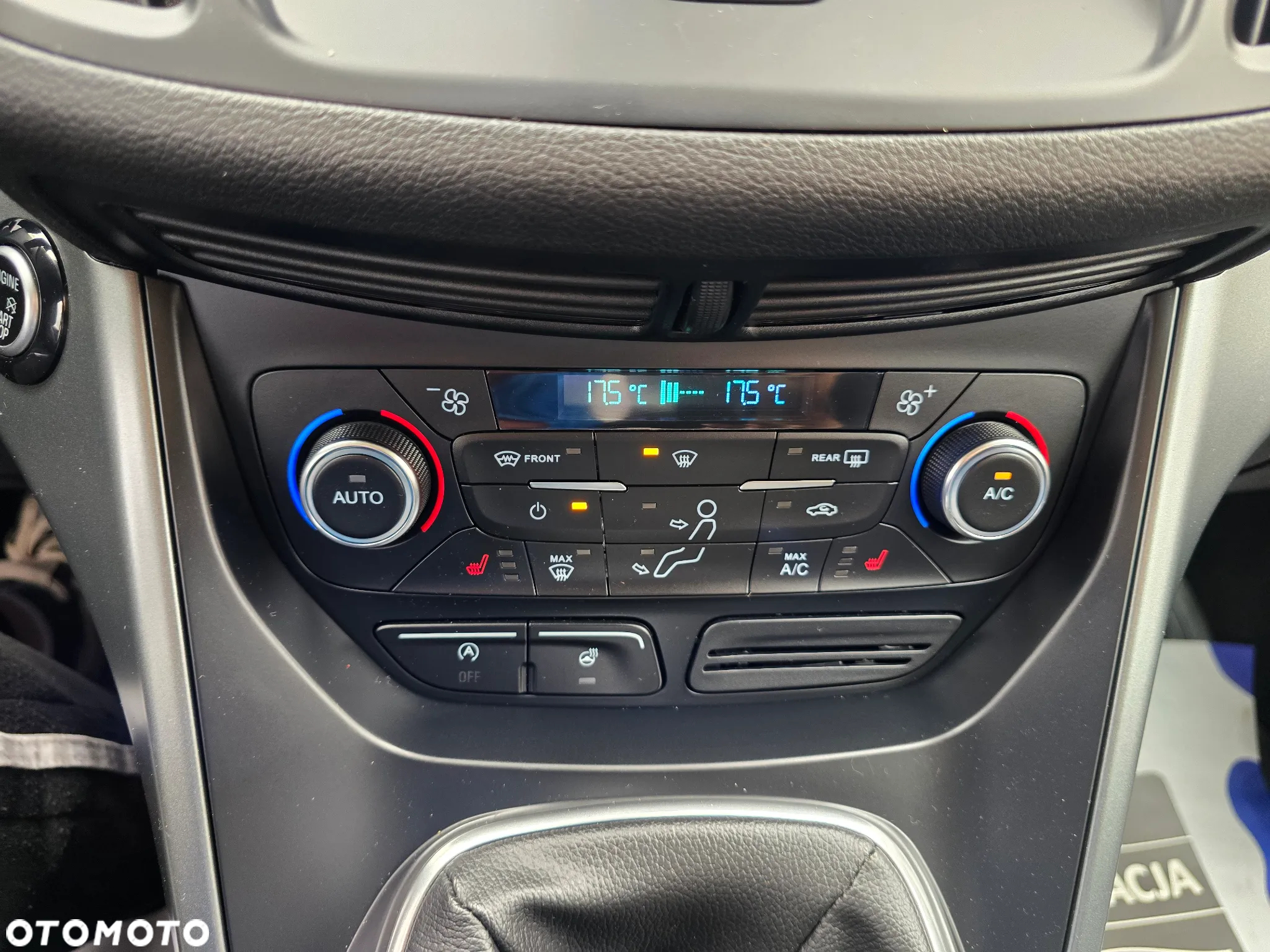 Ford Kuga 1.5 EcoBoost 2x4 SYNC - 30