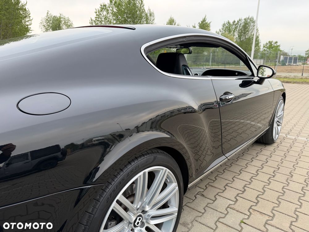 Bentley Continental GT Standard - 37