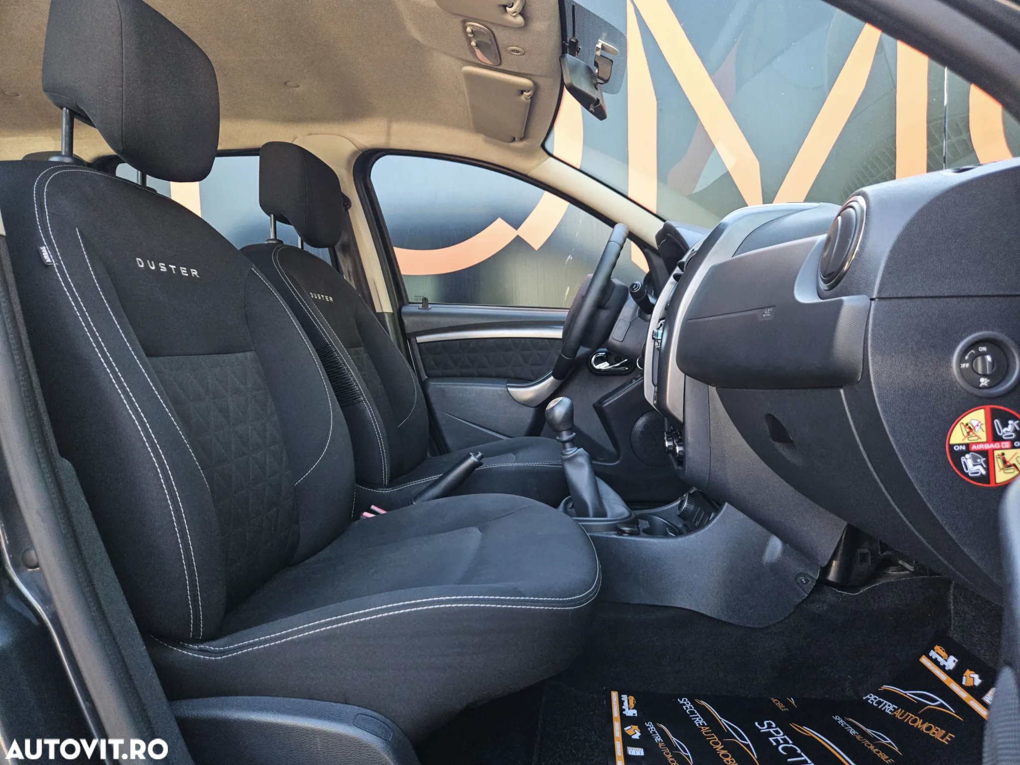 Dacia Duster 1.5 dCi 4WD Comfort - 13